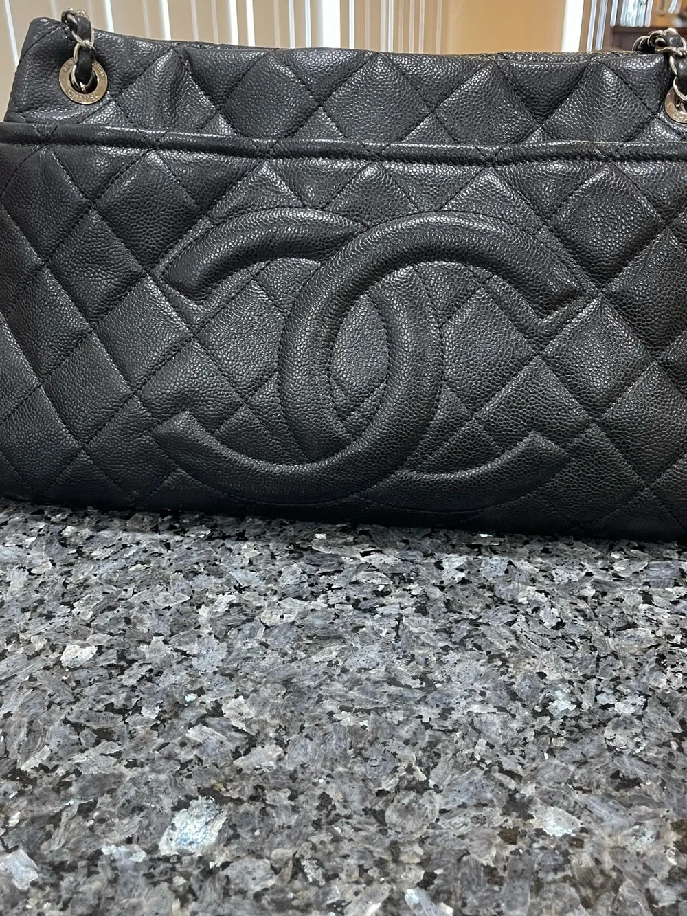 CHANEL Black Quilted Caviar Leather Shoulder Bag with CC Logo